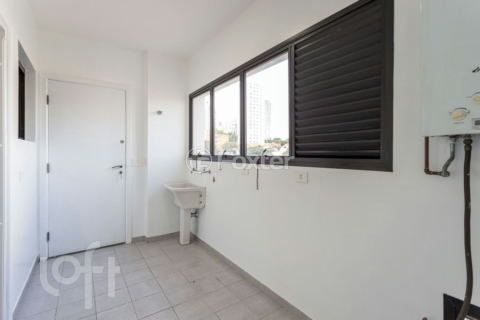 Image 36 - 323340