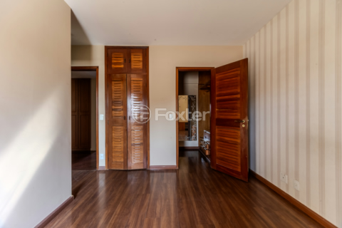 Image 7 - 323574