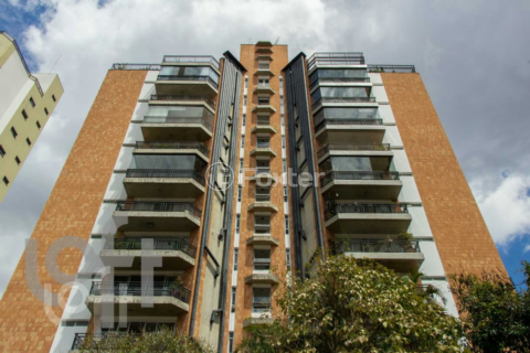Image 20 - 323662