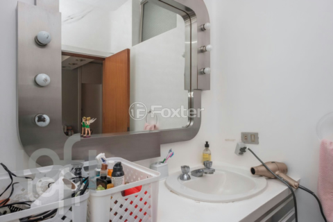 Image 32 - 323827