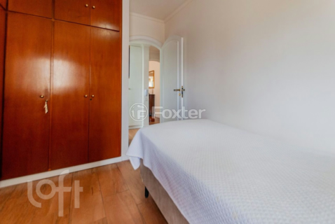 Image 35 - 323946