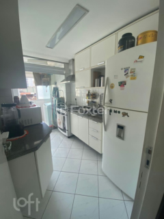 Image 26 - 325189