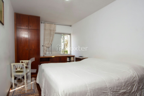 Image 22 - 326684