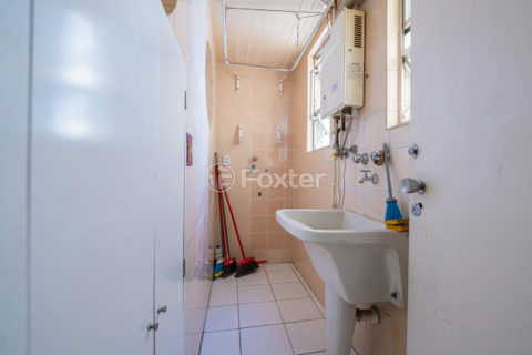 Image 23 - 326885