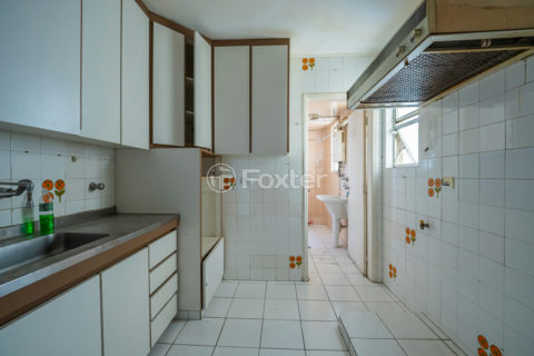 Image 21 - 326885
