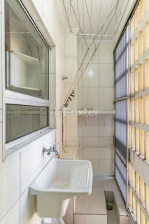 Image 33 - 328366