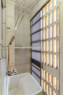 Image 34 - 328366