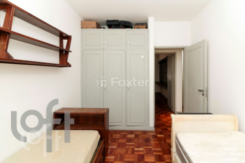 Image 29 - 328943