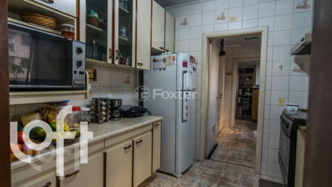 Image 32 - 329306