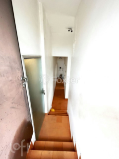 Image 37 - 329524