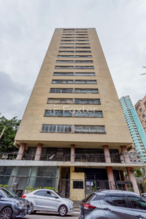 Image 38 - 330090