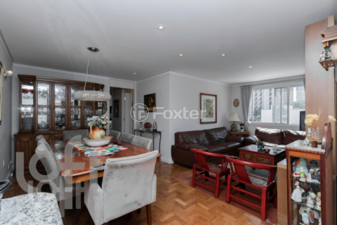 Image 33 - 330524