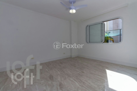 Image 35 - 330576