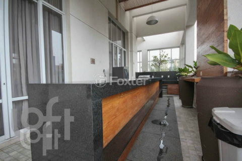 Image 31 - 332054