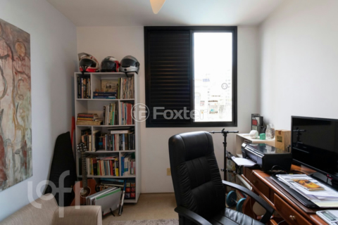 Image 35 - 333752