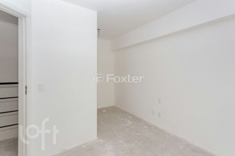 Image 33 - 334558