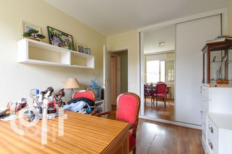 Image 34 - 335157