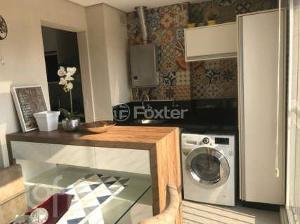 Image 20 - 335293