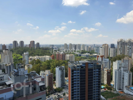 Image 21 - 335403