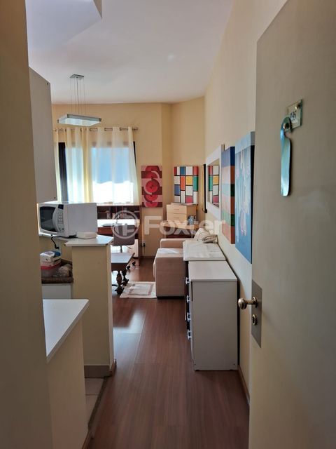 Image 43 - 335658