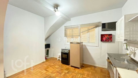 Image 37 - 337695