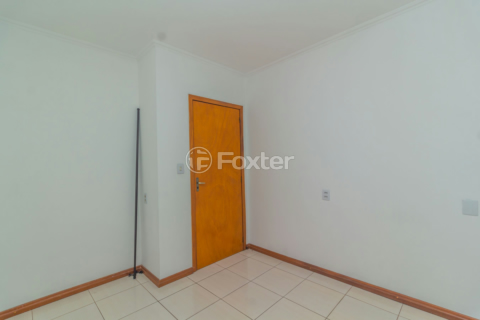 Image 38 - 337744