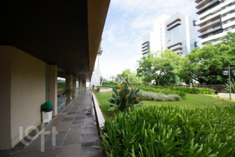 Image 29 - 338559