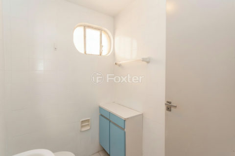 Image 20 - 369442