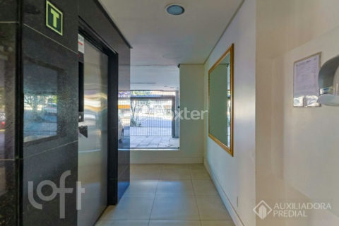 Image 42 - 371652