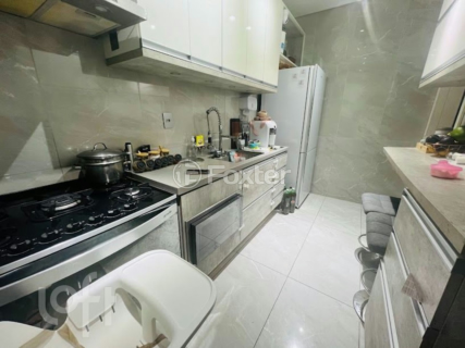 Image 33 - 372707