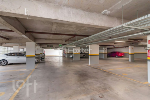 Image 30 - 372956