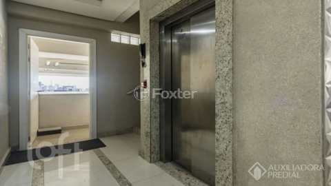 Image 30 - 376038