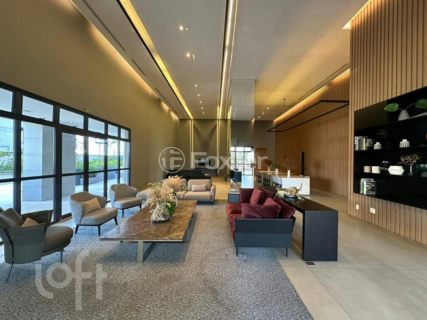 Image 24 - 376772