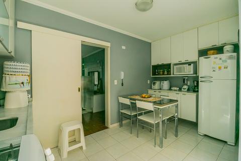 Image 23 - 378719