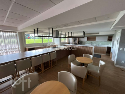 Image 37 - 395297