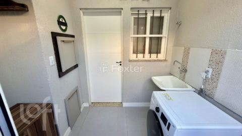 Image 35 - 396595