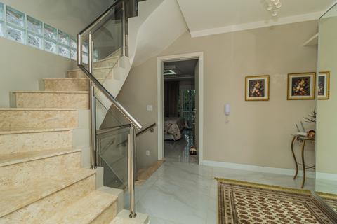 Image 28 - 397420