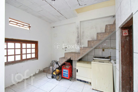 Image 33 - 398935