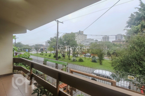 Image 30 - 405224