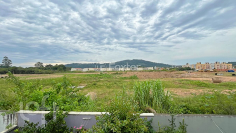 Image 44 - 428100