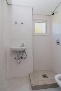 Image 31 - 434437