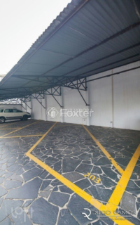 Image 31 - 443698