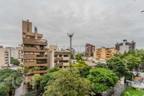 Image 29 - 443698