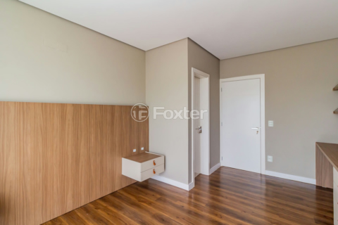 Image 33 - 444563