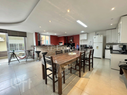 Image 30 - 447649