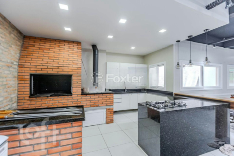 Image 21 - 451115