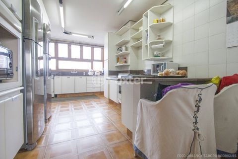 Image 38 - 5070