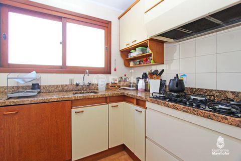 Image 25 - 5198