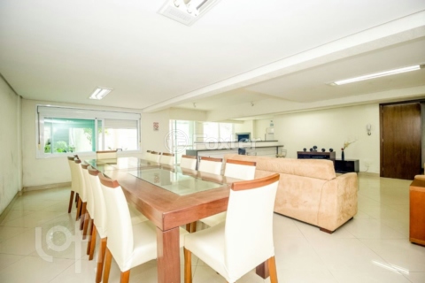 Image 35 - 521073