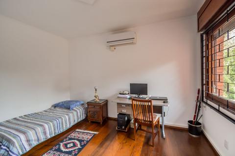 Image 34 - 5244
